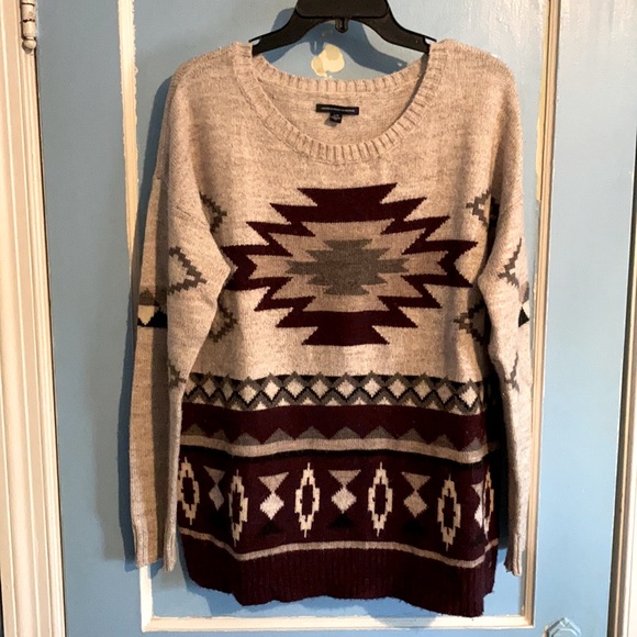 American Eagle Sweater - Picture 1 of 2
